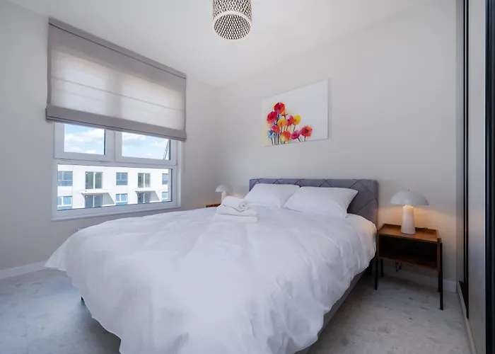 Widzewska Chic By Bookinghost * Łódź