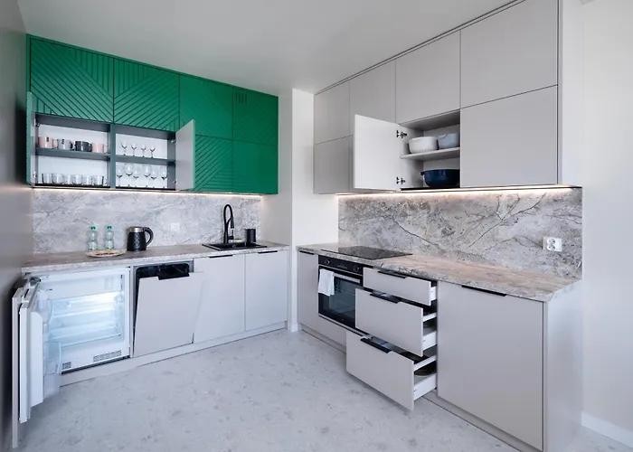 Widzewska Chic By Bookinghost